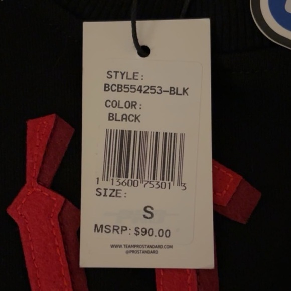 Pro Standard Luxury Athletic Collection Chicago Bulls Crewneck - Picture 4 of 4